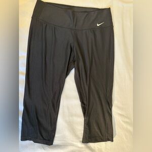 Nike cropped leggings